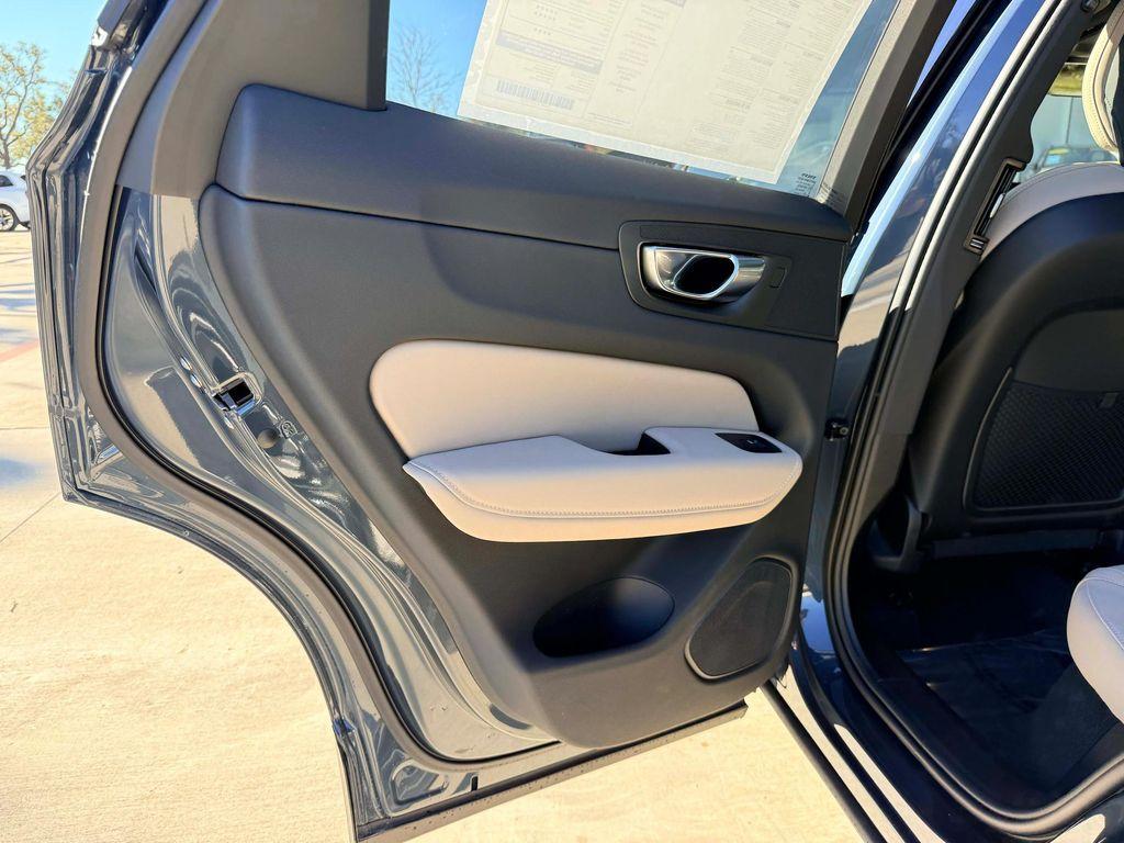 new 2026 Volvo XC60 car, priced at $57,985