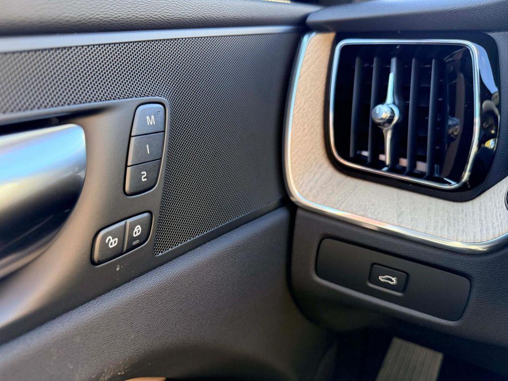 new 2026 Volvo XC60 car, priced at $57,985