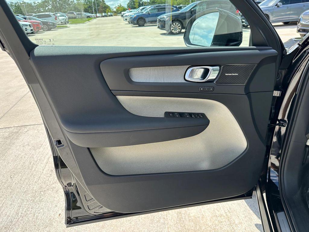 used 2025 Volvo XC40 car, priced at $43,315