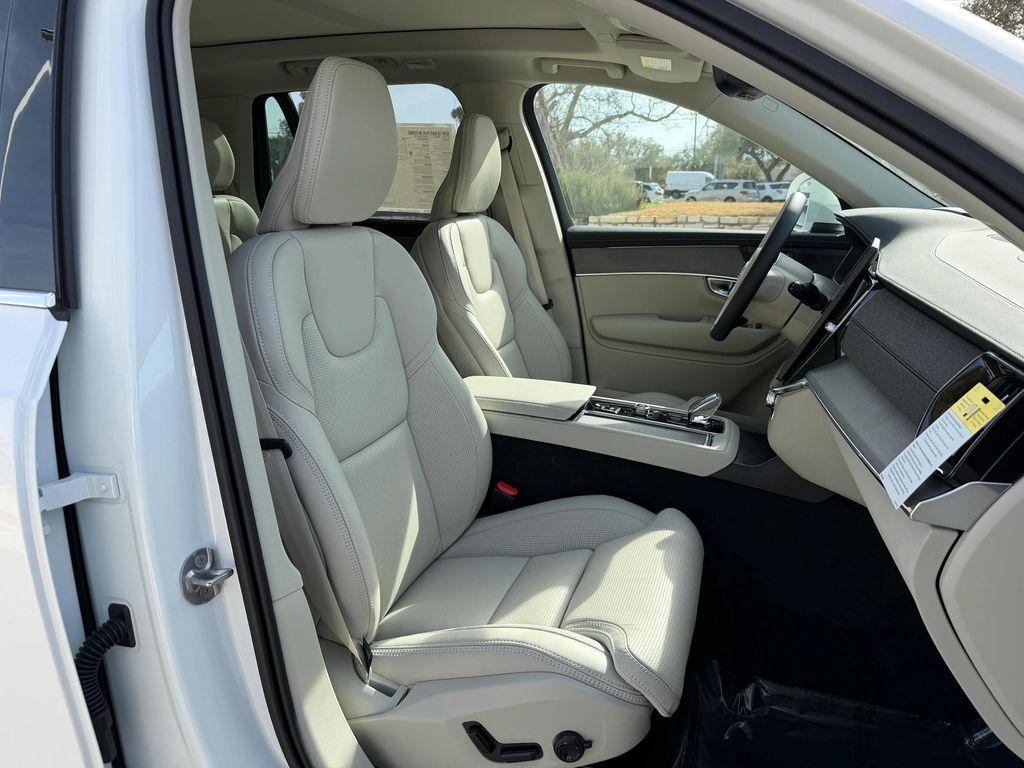 new 2026 Volvo XC90 Plug-In Hybrid car, priced at $85,970