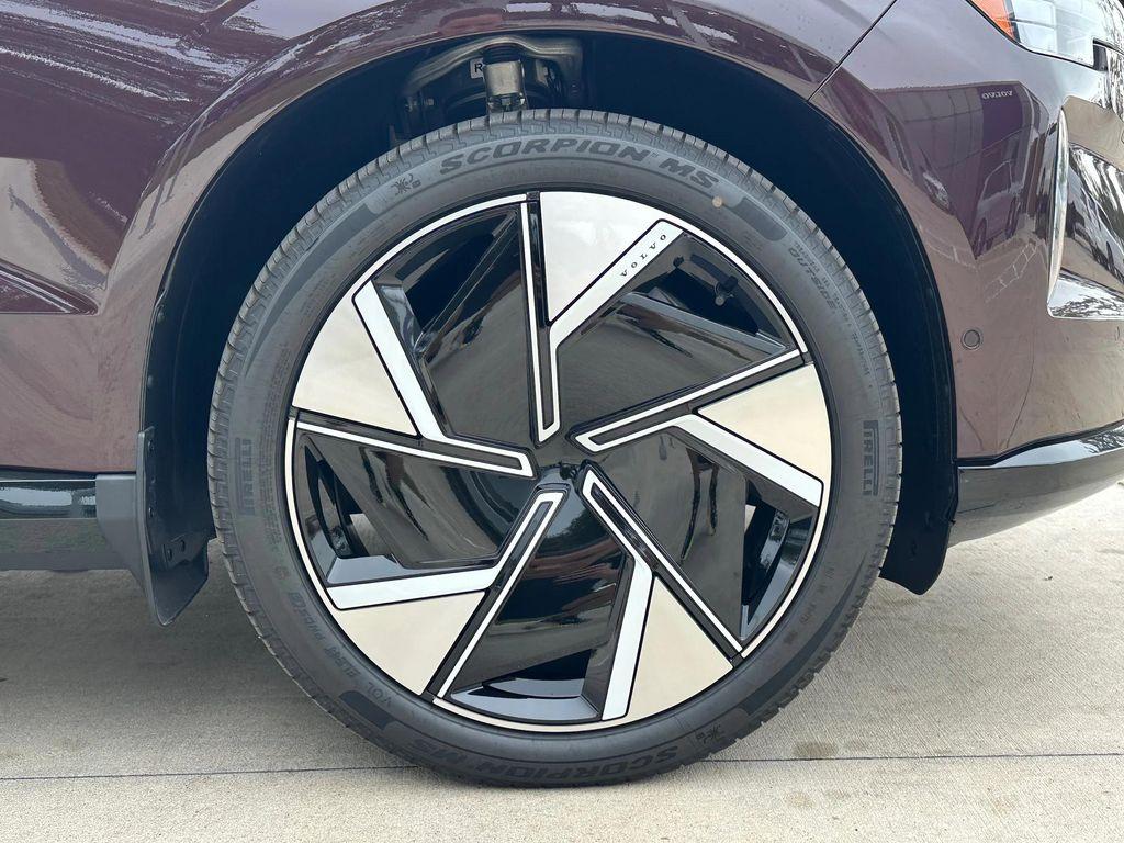 new 2025 Volvo EX90 car, priced at $92,185