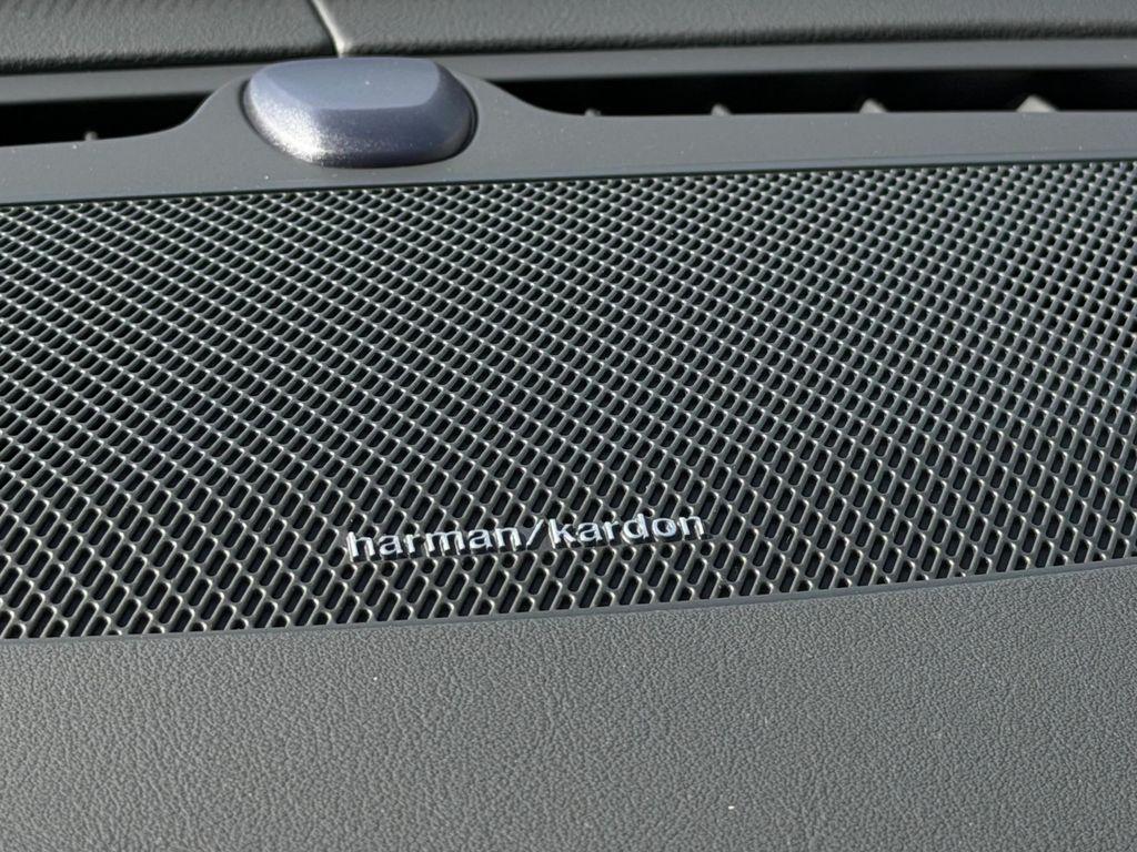 new 2026 Volvo XC90 car, priced at $75,270