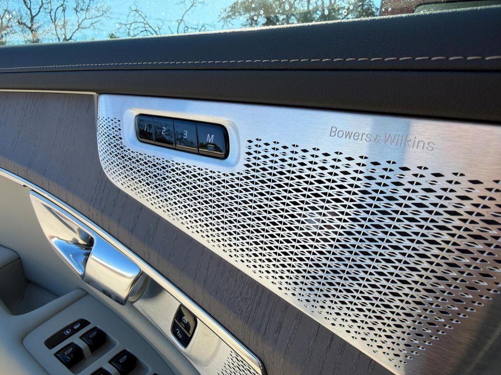 new 2026 Volvo XC90 car, priced at $85,775