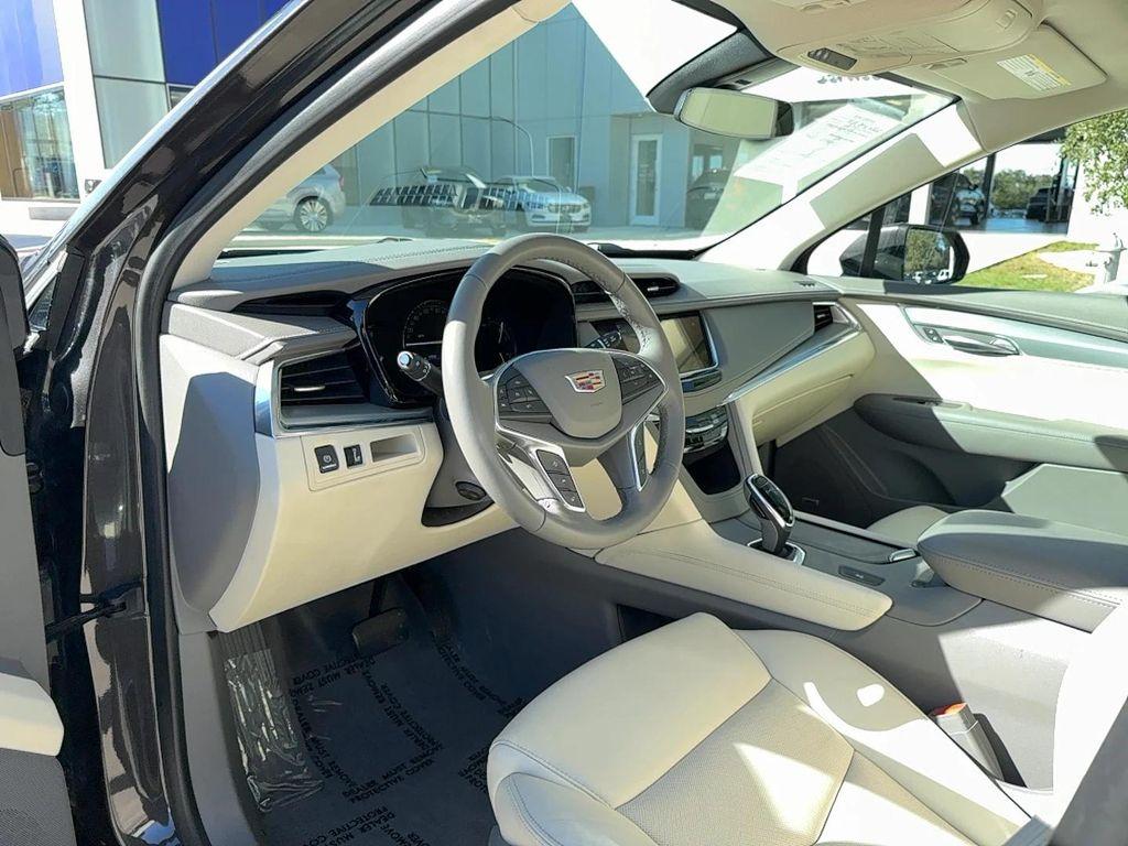 used 2019 Cadillac XT5 car, priced at $20,700