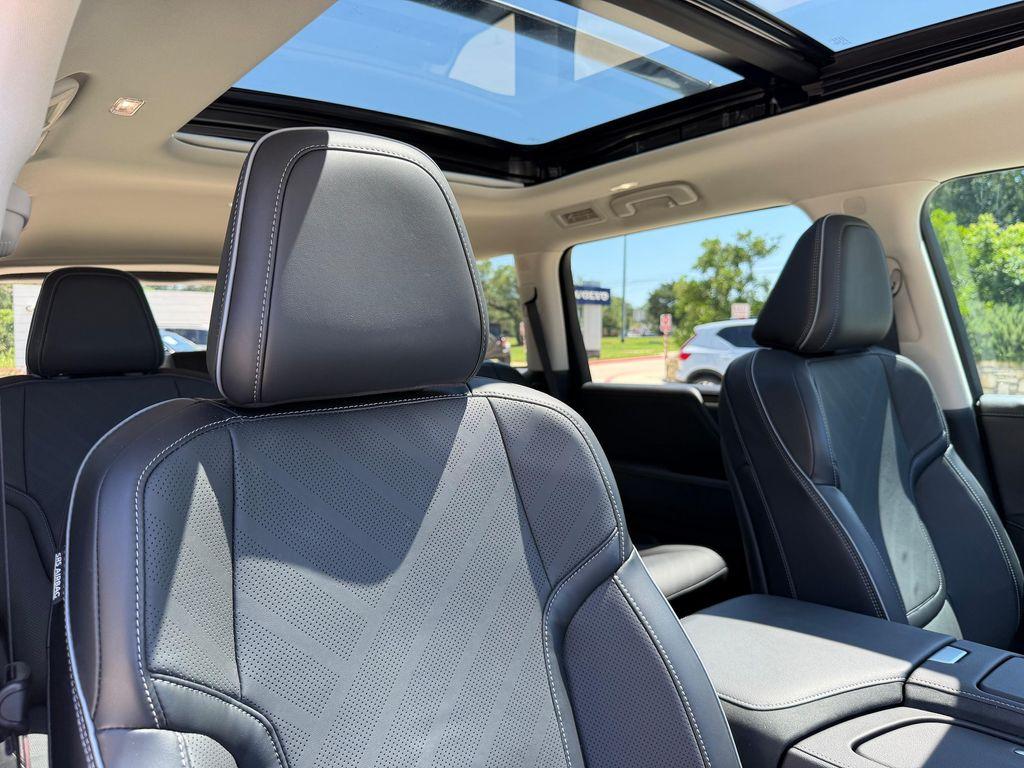 used 2026 INFINITI QX80 car, priced at $77,224