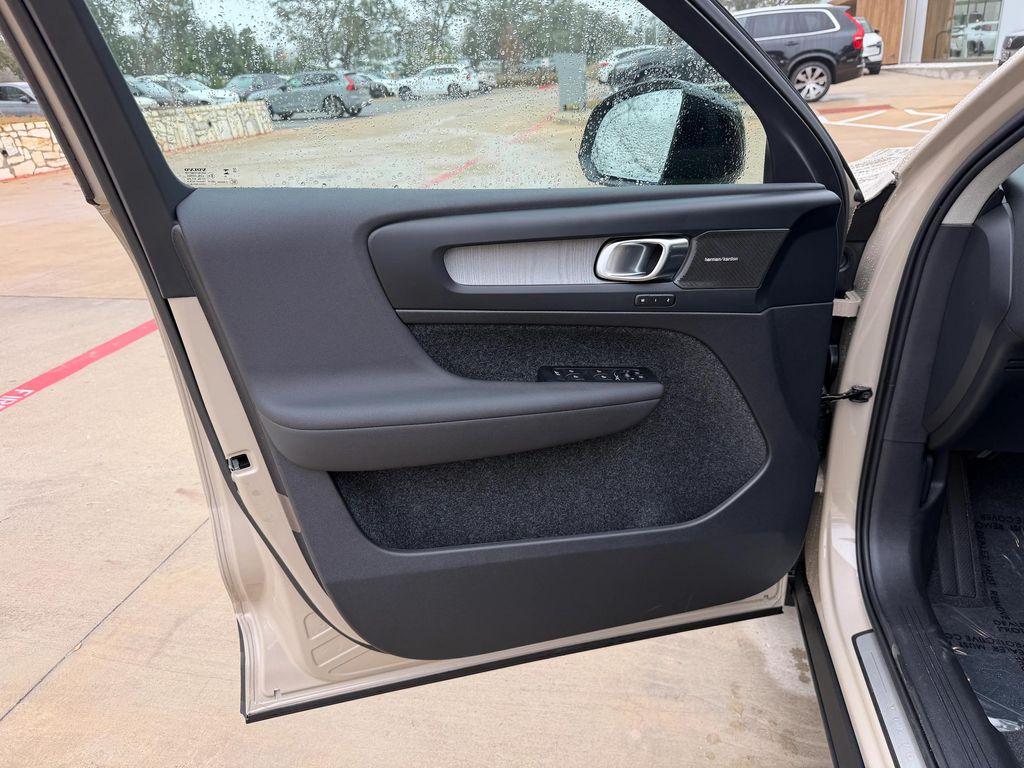 new 2026 Volvo XC40 car, priced at $55,100