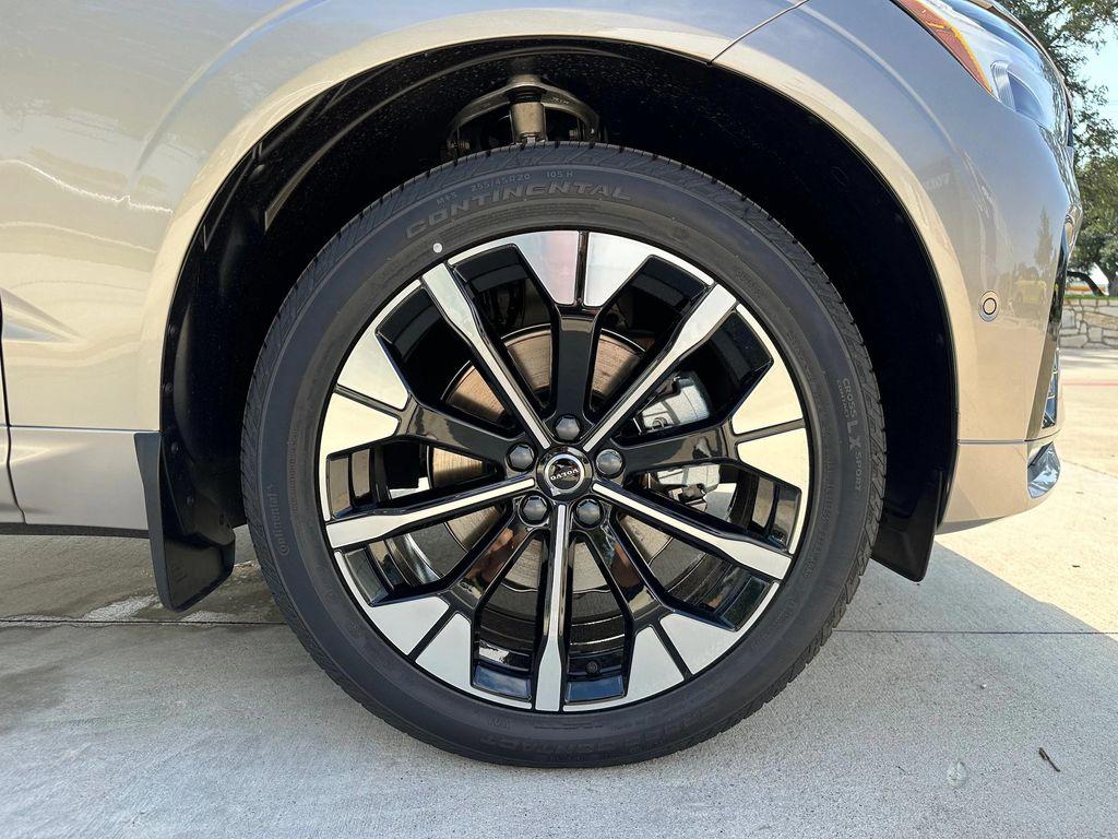 new 2026 Volvo XC60 car, priced at $60,030