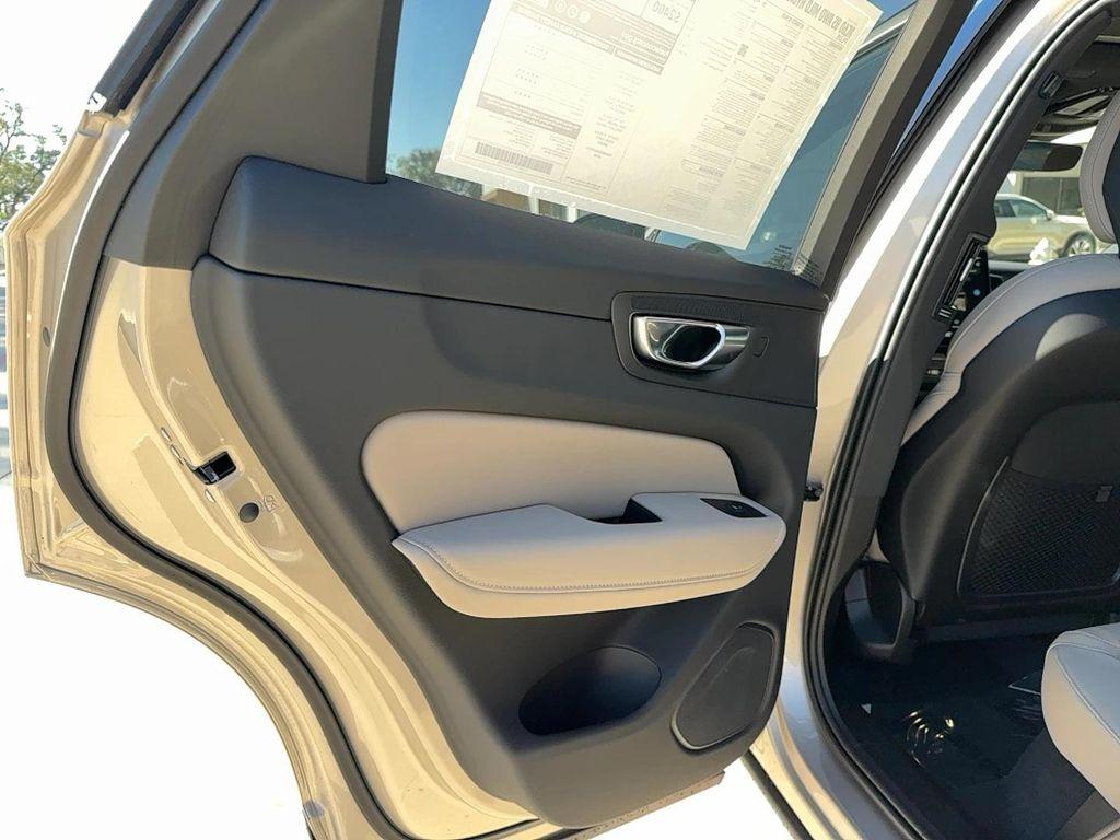 new 2026 Volvo XC60 car, priced at $57,985