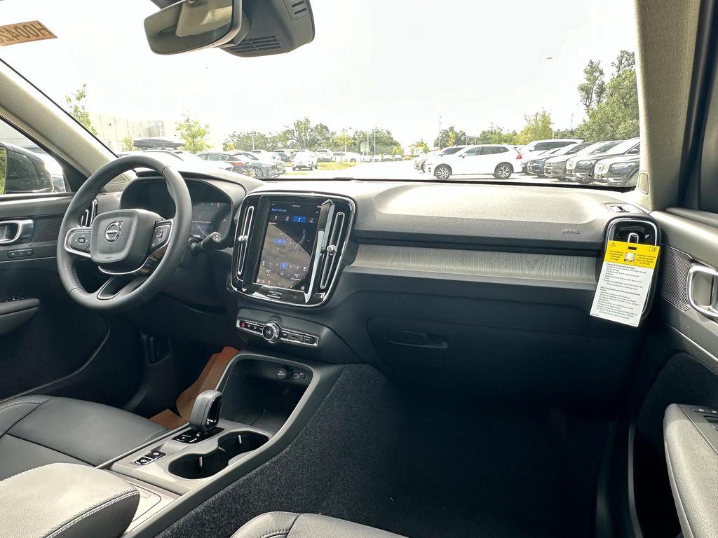 used 2025 Volvo XC40 car, priced at $38,740