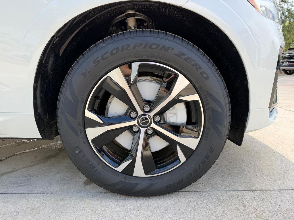 new 2026 Volvo XC60 car, priced at $51,095
