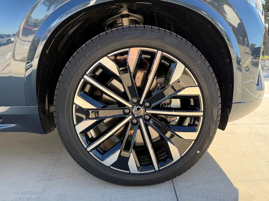 new 2026 Volvo XC90 Plug-In Hybrid car, priced at $83,900