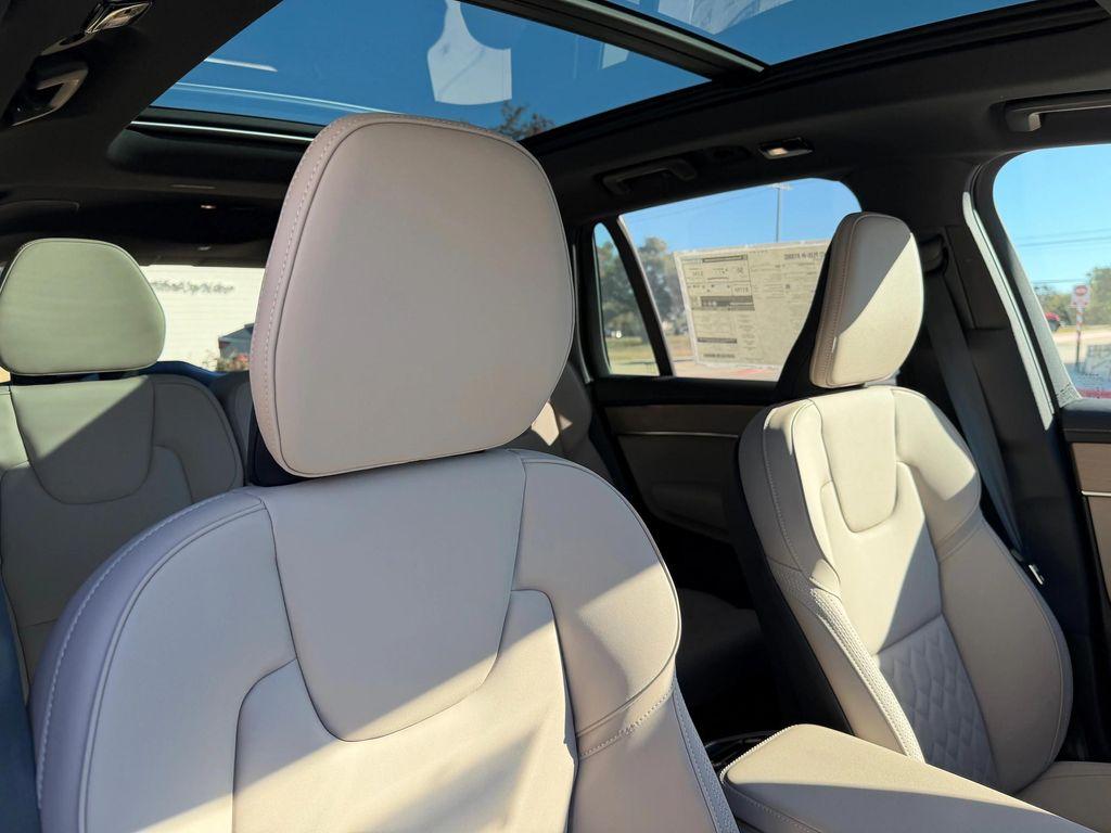 new 2026 Volvo XC90 Plug-In Hybrid car, priced at $83,900