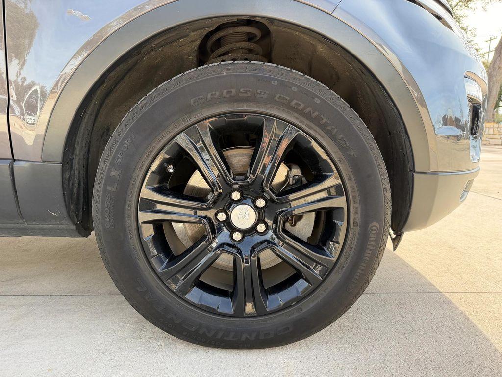used 2016 Land Rover Range Rover Evoque car, priced at $13,900