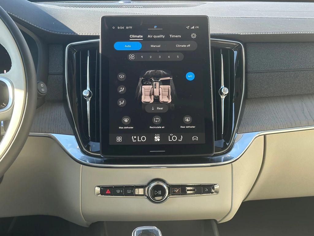 new 2026 Volvo XC90 car, priced at $77,405