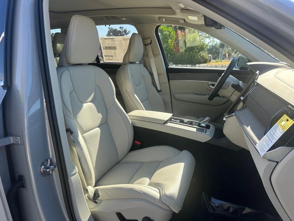 new 2026 Volvo XC90 car, priced at $77,405
