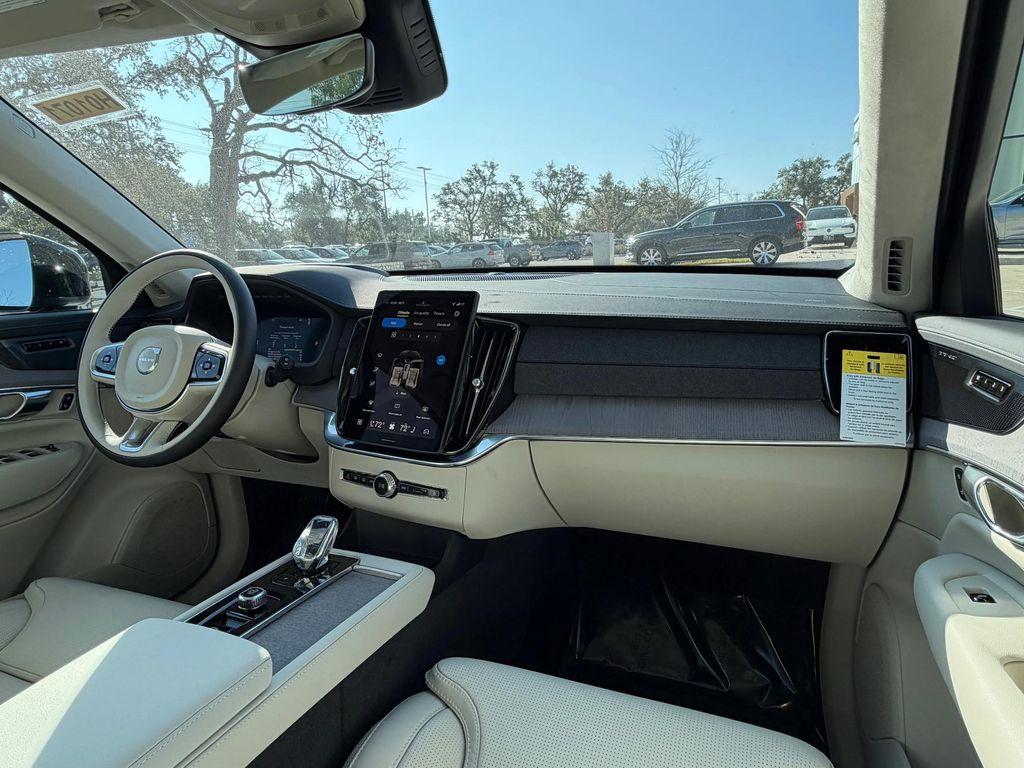 new 2026 Volvo XC90 car, priced at $77,500