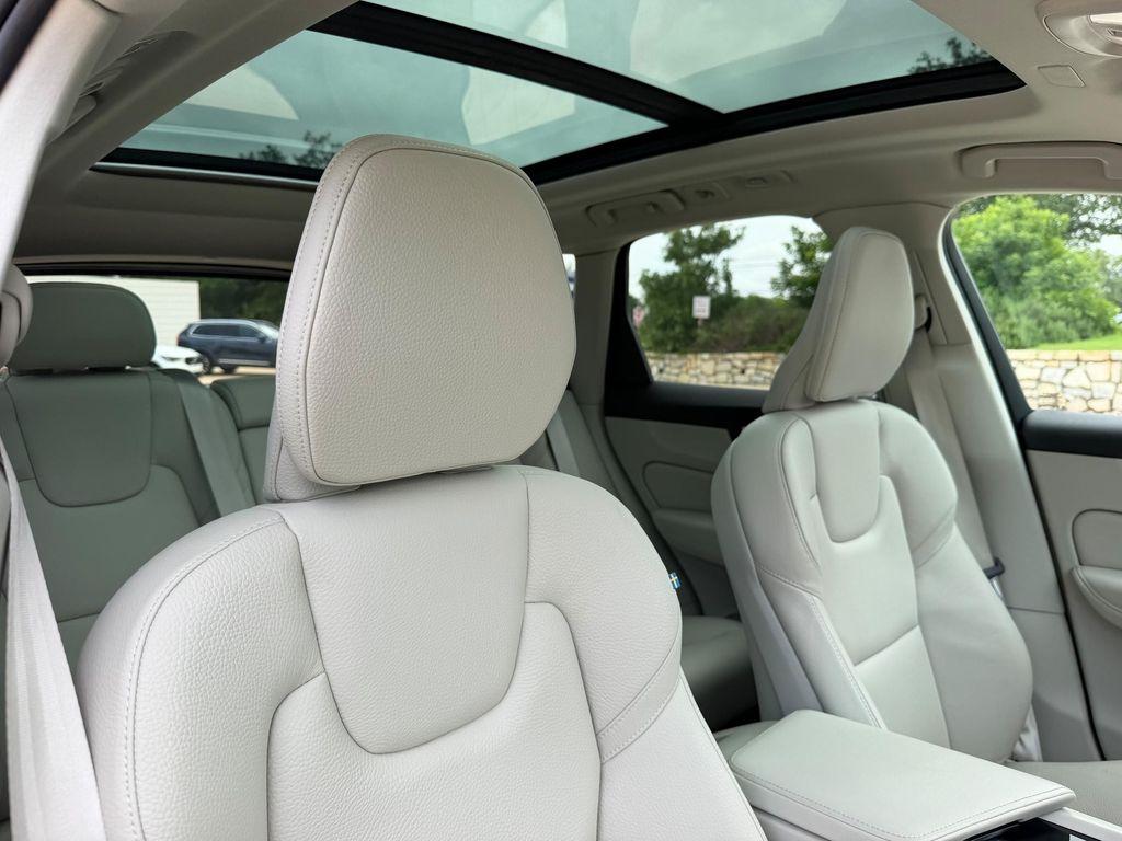 used 2023 Volvo XC60 car, priced at $37,224