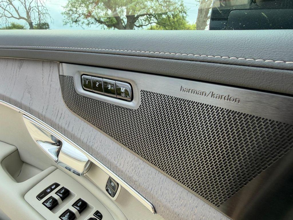new 2026 Volvo XC90 Plug-In Hybrid car, priced at $87,595