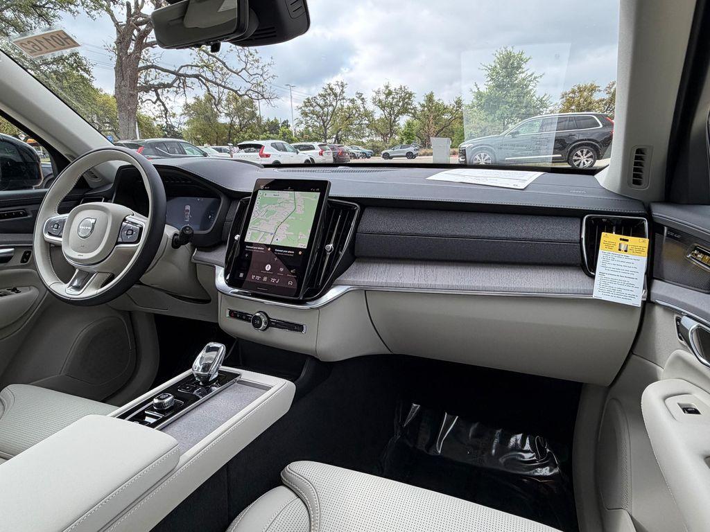 new 2026 Volvo XC90 Plug-In Hybrid car, priced at $87,595