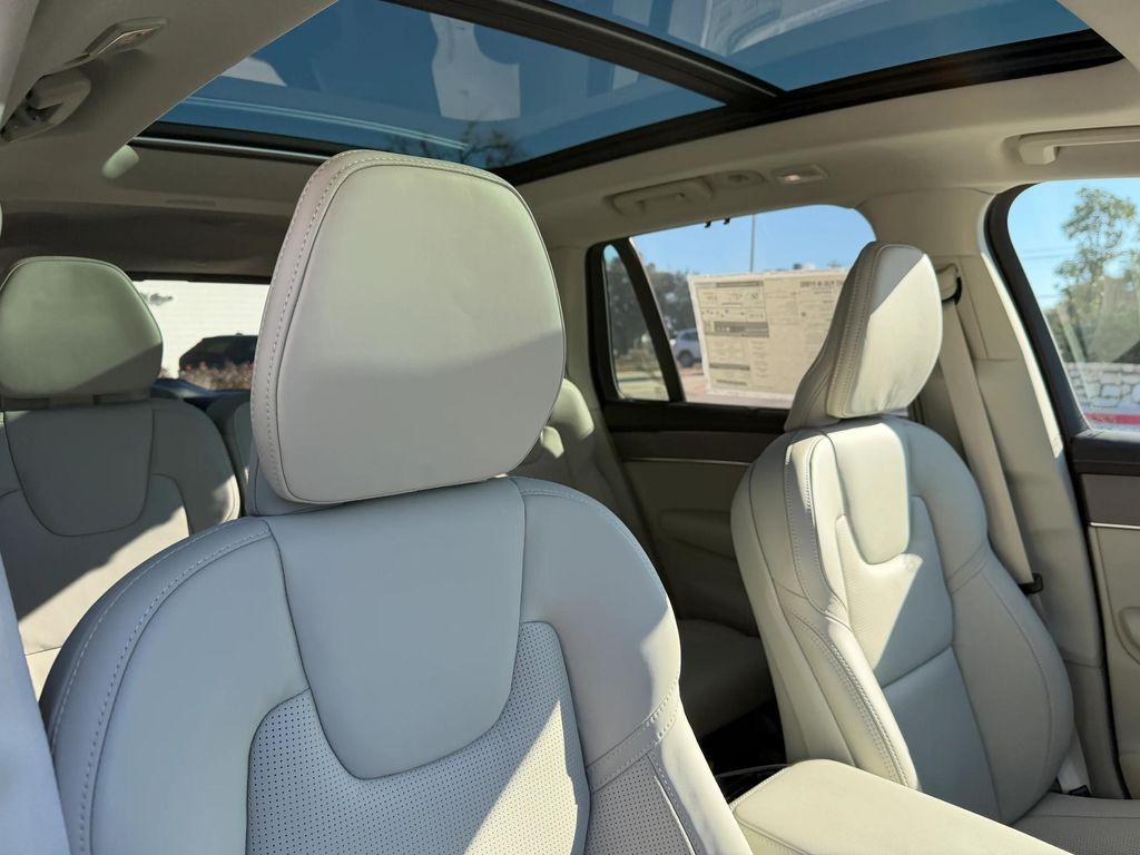 new 2026 Volvo XC90 Plug-In Hybrid car, priced at $85,745