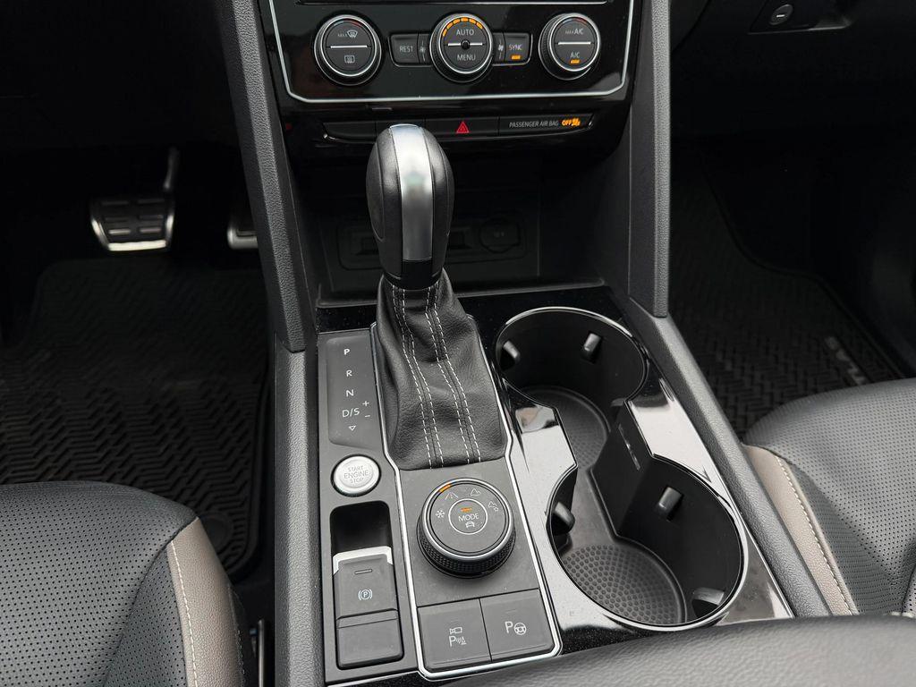 used 2022 Volkswagen Atlas car, priced at $34,999