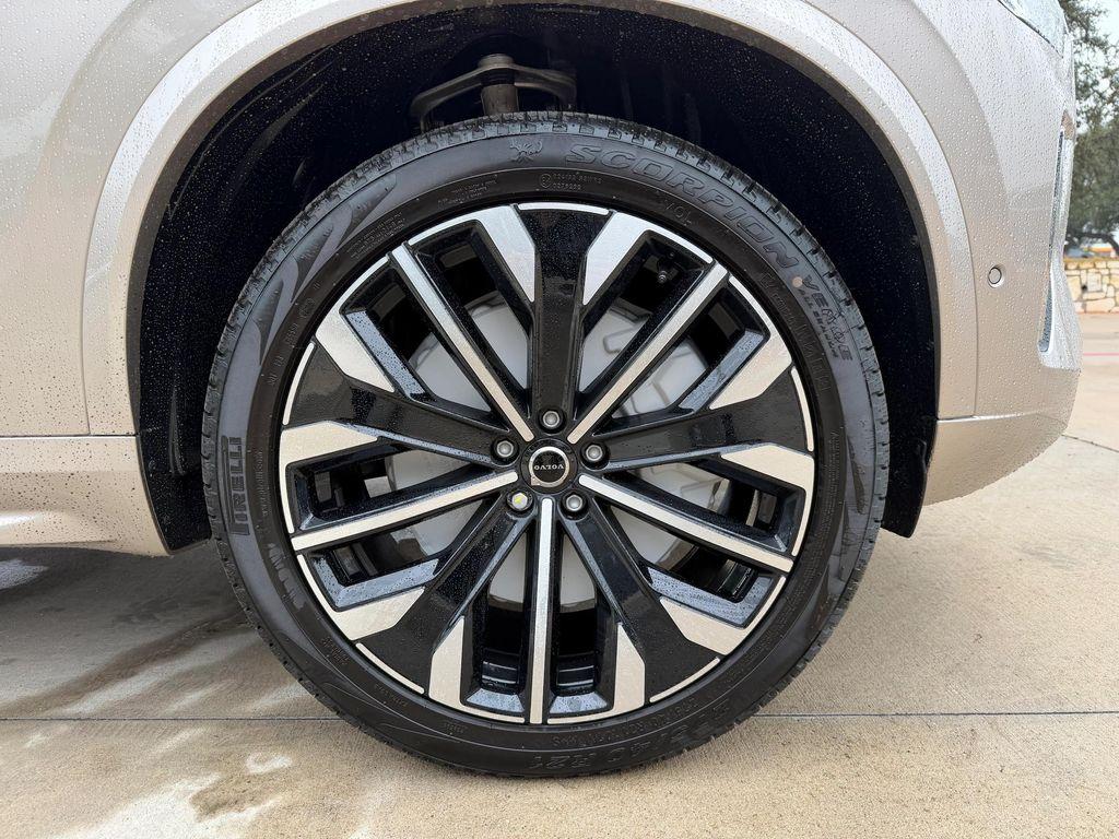 new 2026 Volvo XC90 Plug-In Hybrid car, priced at $81,995