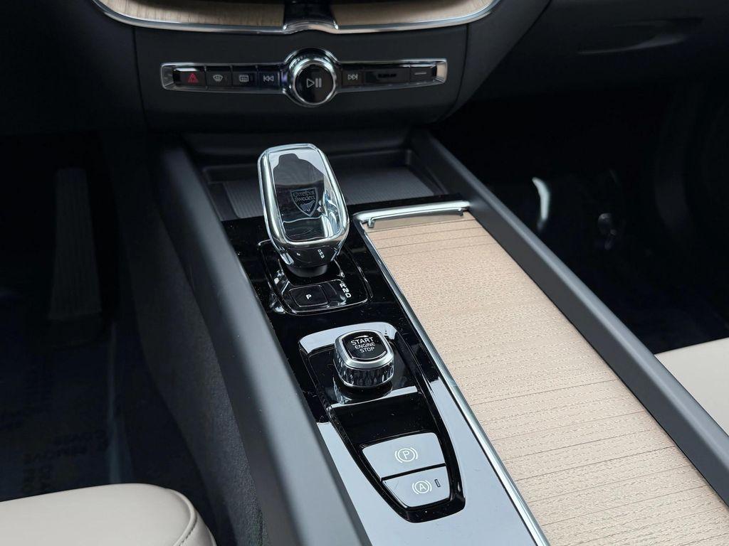new 2026 Volvo XC60 car, priced at $57,985