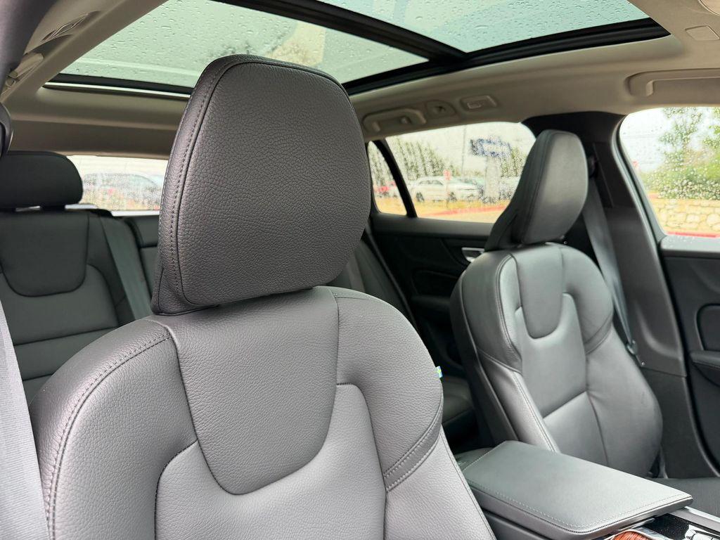 used 2025 Volvo V60 Cross Country car, priced at $35,900
