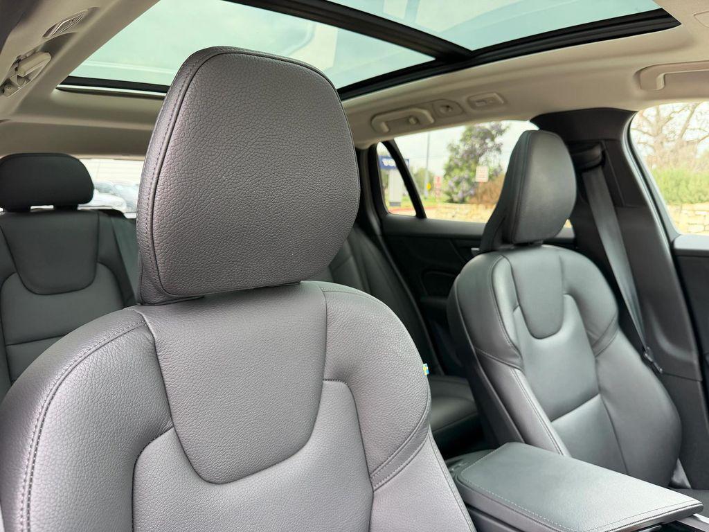 used 2025 Volvo V60 Cross Country car, priced at $39,900
