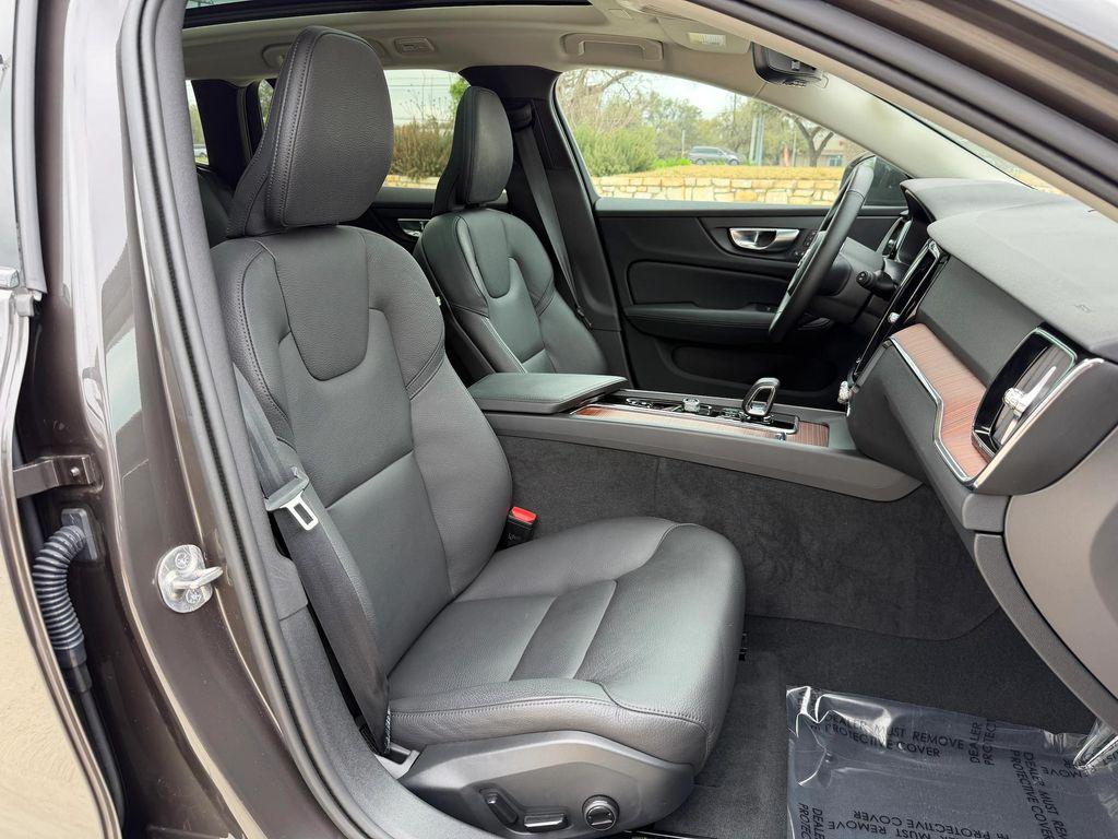 used 2025 Volvo V60 Cross Country car, priced at $39,900