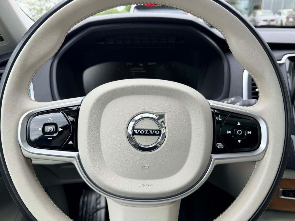 used 2022 Volvo XC90 car, priced at $33,700