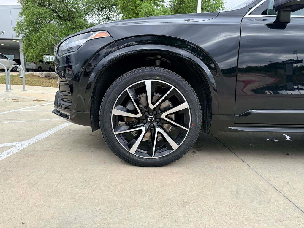 used 2022 Volvo XC90 car, priced at $33,700