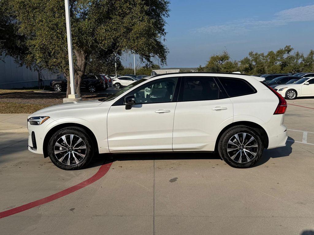 used 2025 Volvo XC60 car, priced at $38,700