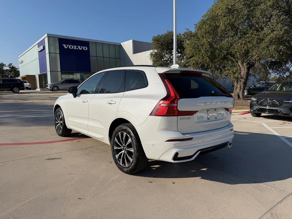 used 2025 Volvo XC60 car, priced at $38,700