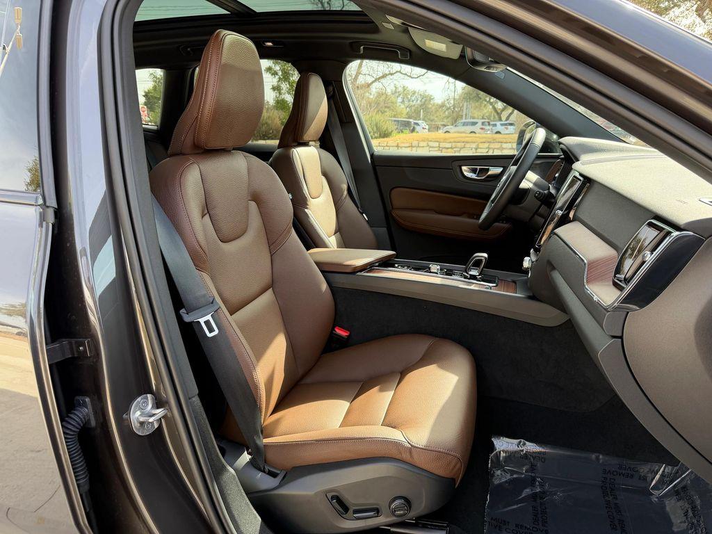 used 2024 Volvo XC60 car, priced at $41,700