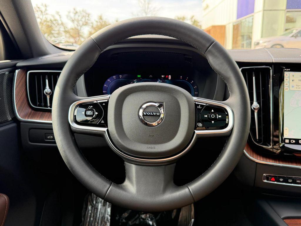 used 2024 Volvo XC60 car, priced at $41,700