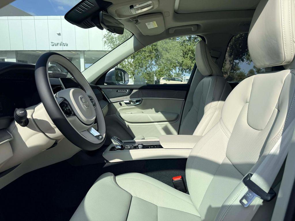 new 2026 Volvo XC90 car, priced at $75,575
