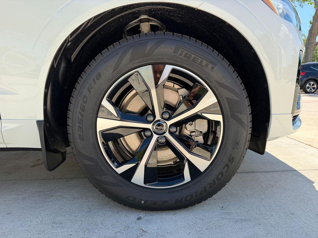 new 2026 Volvo XC60 Plug-In Hybrid car, priced at $64,325
