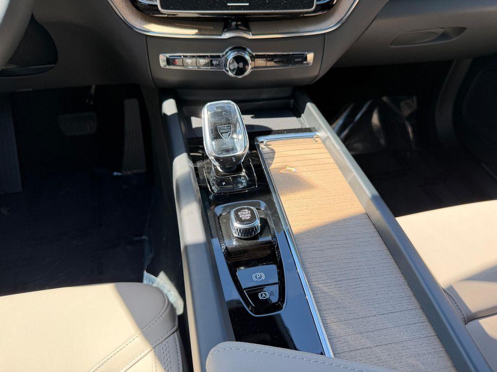 new 2026 Volvo XC60 Plug-In Hybrid car, priced at $64,325