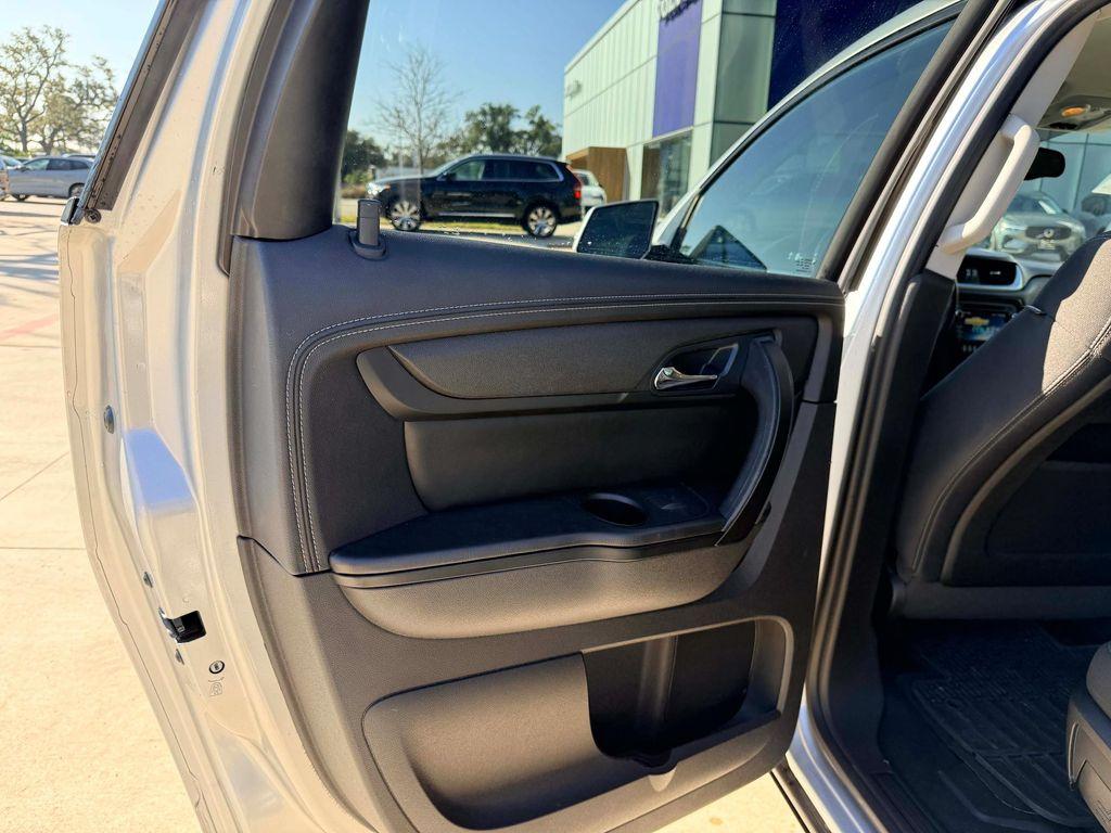 used 2016 Chevrolet Traverse car, priced at $8,999