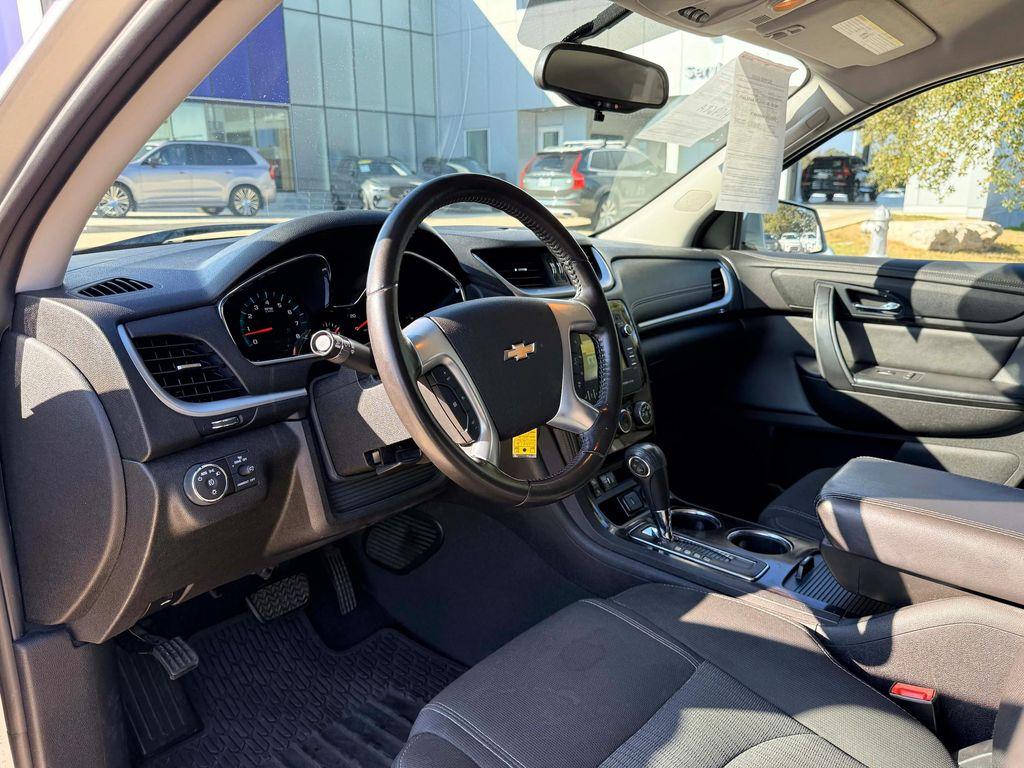 used 2016 Chevrolet Traverse car, priced at $8,999