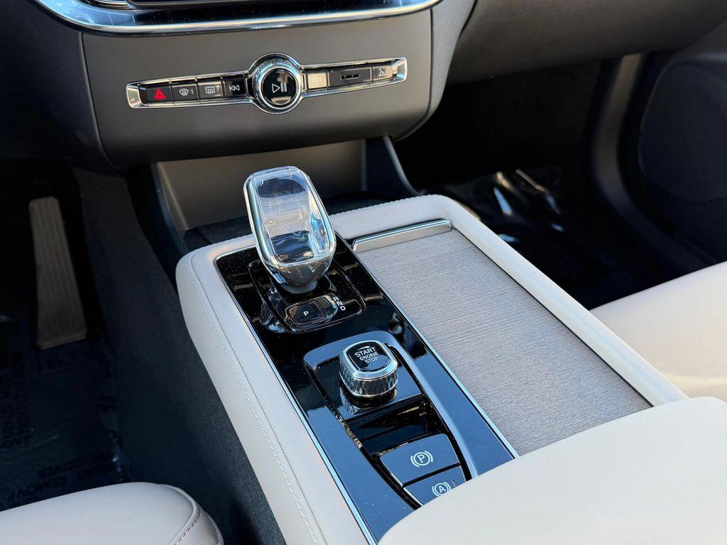 new 2026 Volvo XC90 Plug-In Hybrid car, priced at $83,090