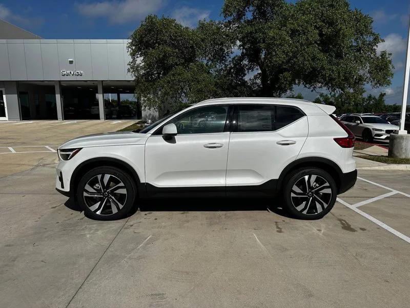 used 2025 Volvo XC40 car, priced at $45,390