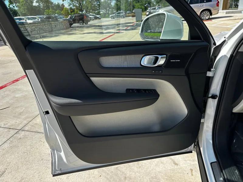used 2025 Volvo XC40 car, priced at $45,390