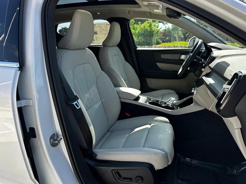 used 2025 Volvo XC40 car, priced at $45,390