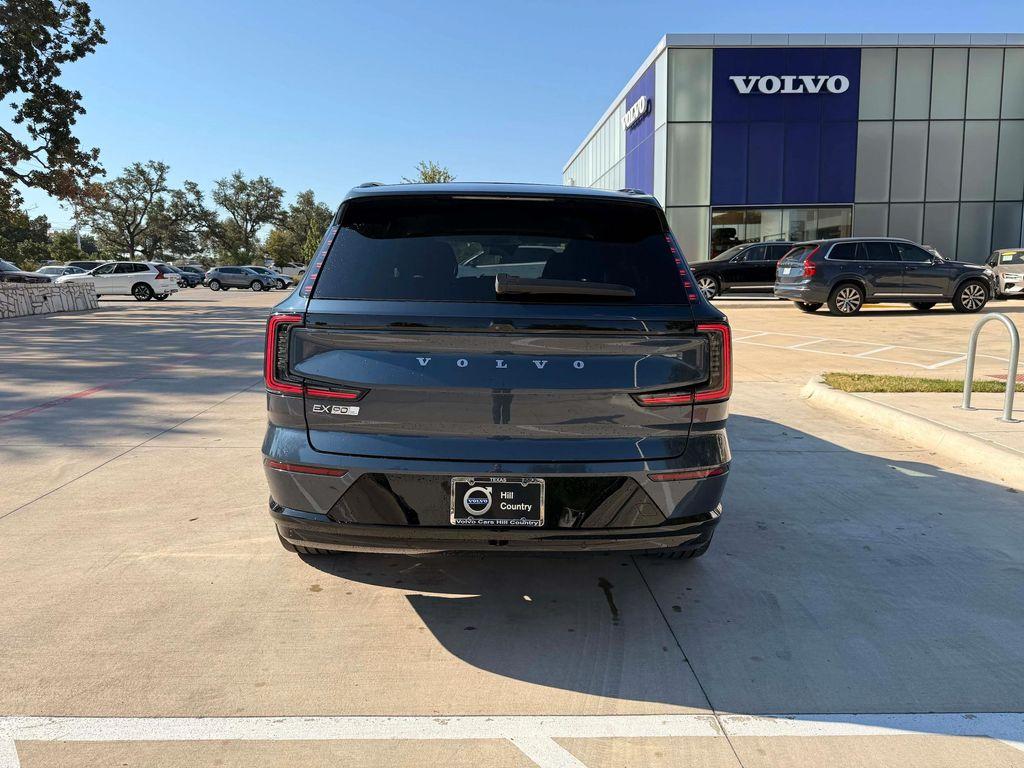 new 2025 Volvo EX90 car, priced at $93,840