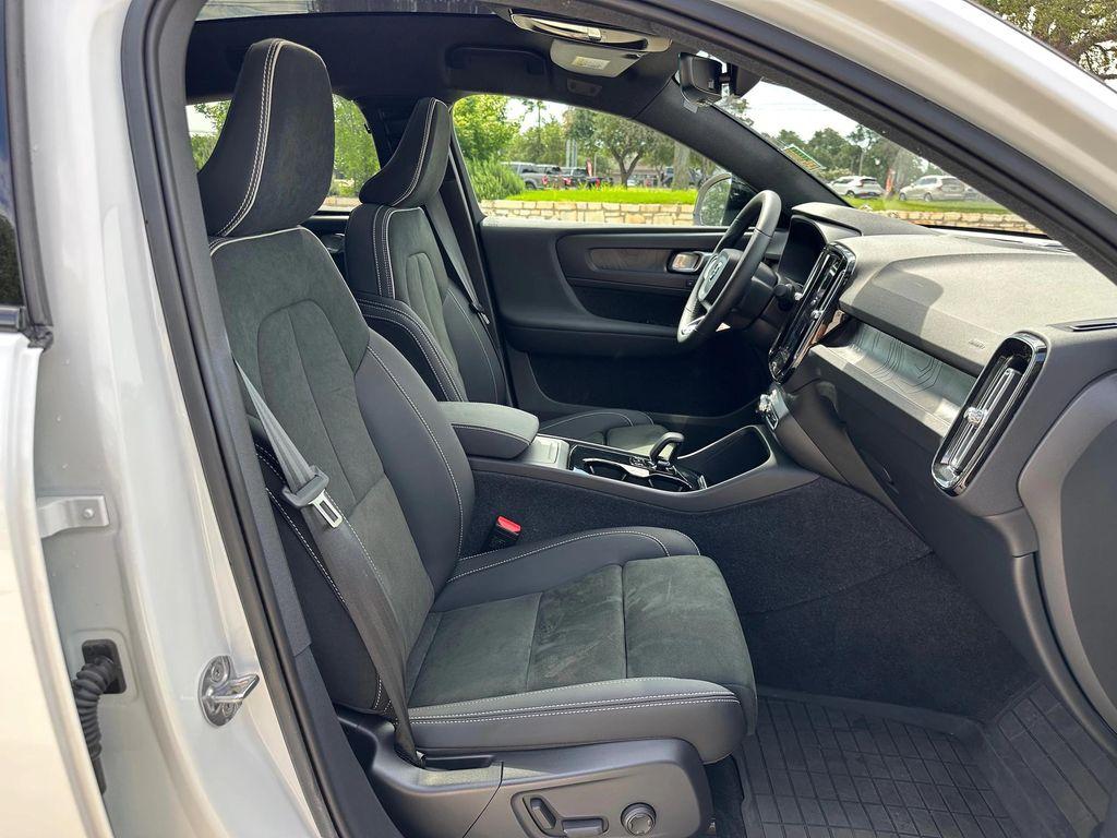 used 2023 Volvo C40 Recharge Pure Electric car, priced at $35,999