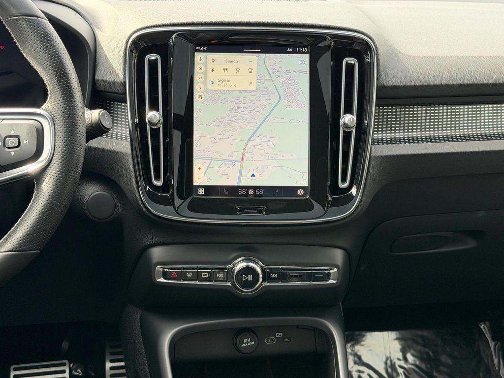 used 2021 Volvo XC40 Recharge Pure Electric car, priced at $24,900