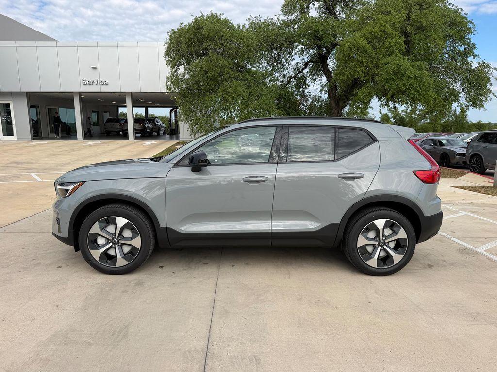 new 2026 Volvo XC40 car, priced at $50,260