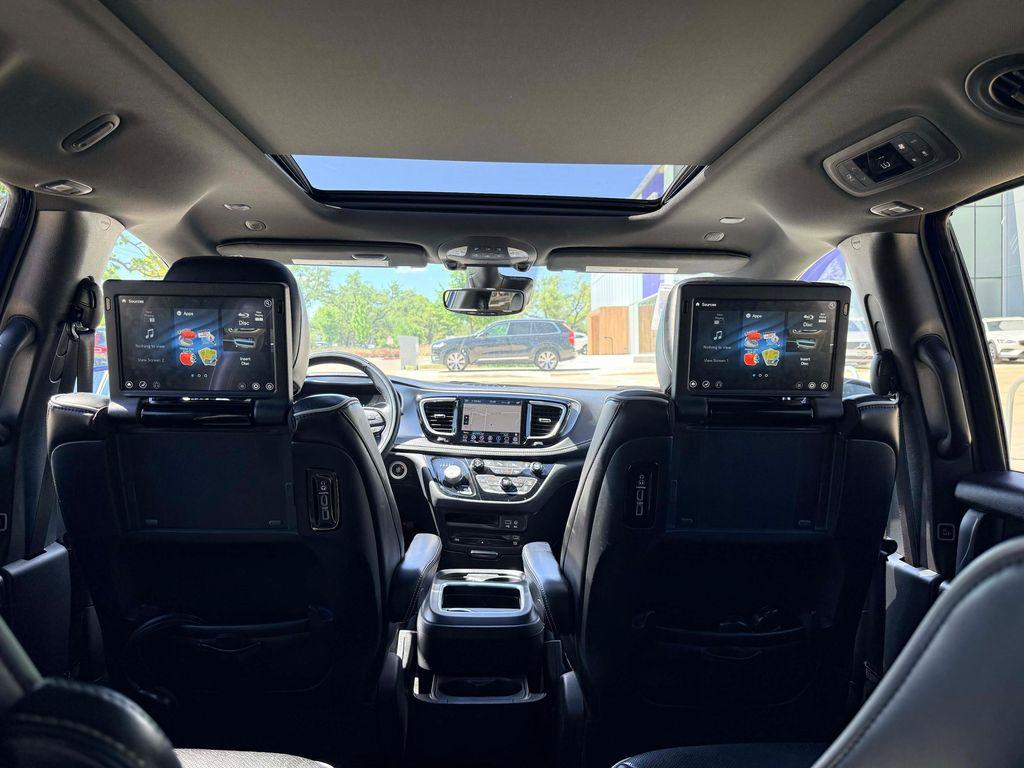 used 2020 Chrysler Pacifica Hybrid car, priced at $20,900